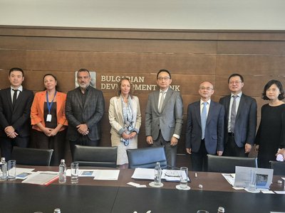 среща с Китайската банка за развитие