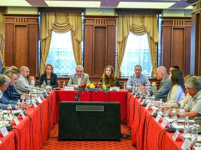среща отбранителна индустрия
