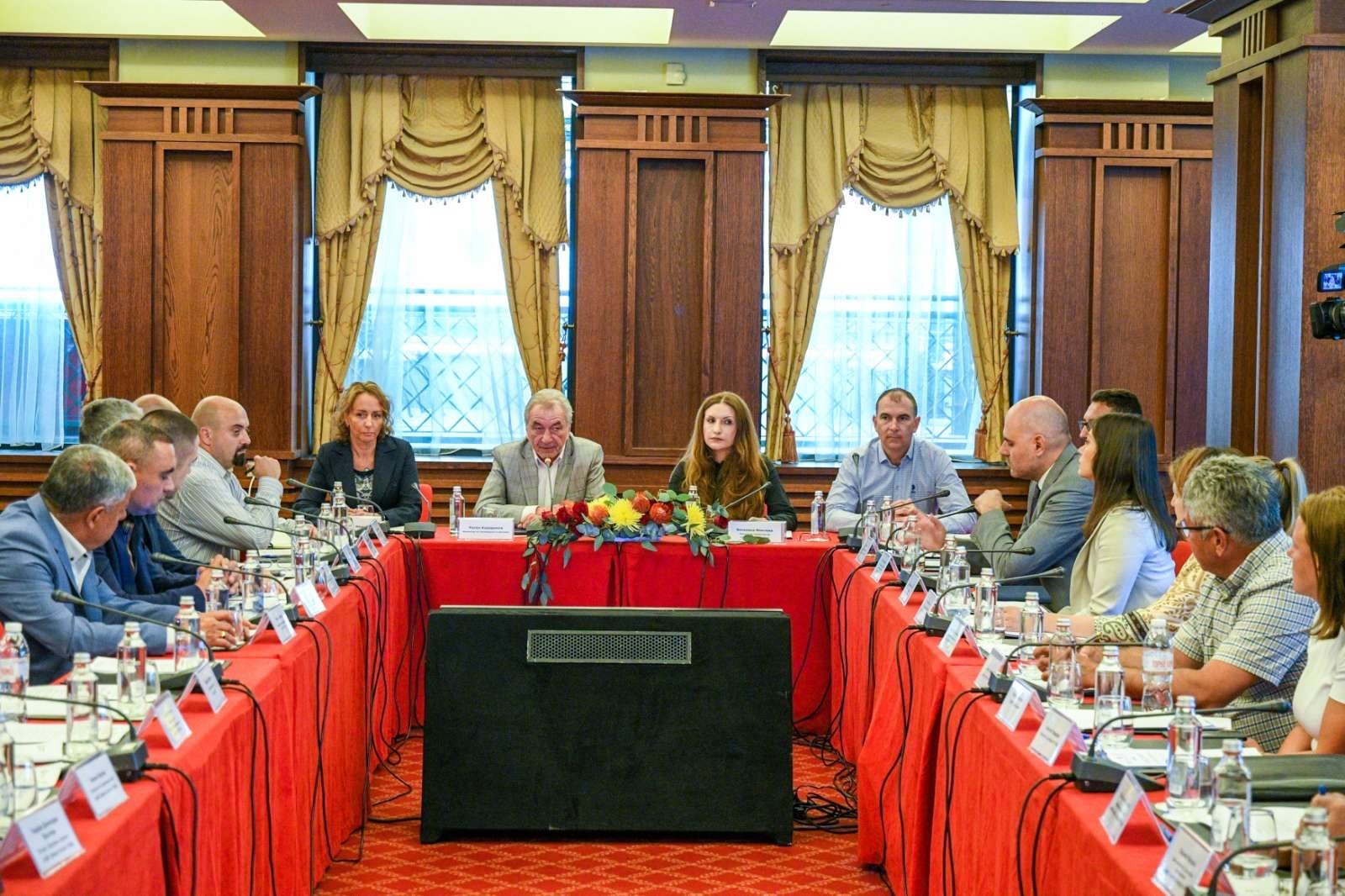 среща отбранителна индустрия