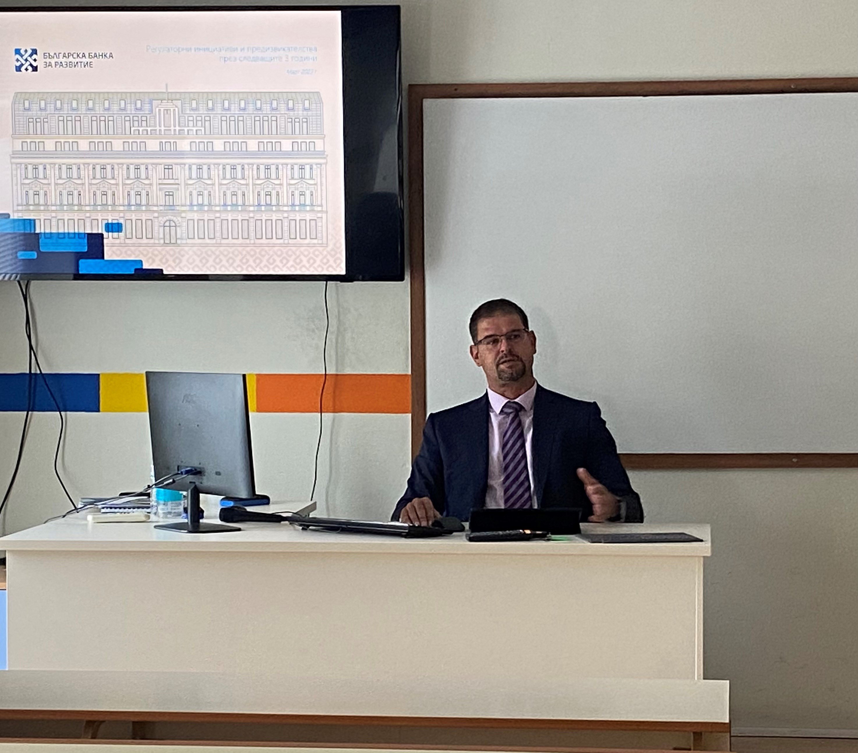 BDB’s Executive Director, Iliya Karanikolov, presented the c