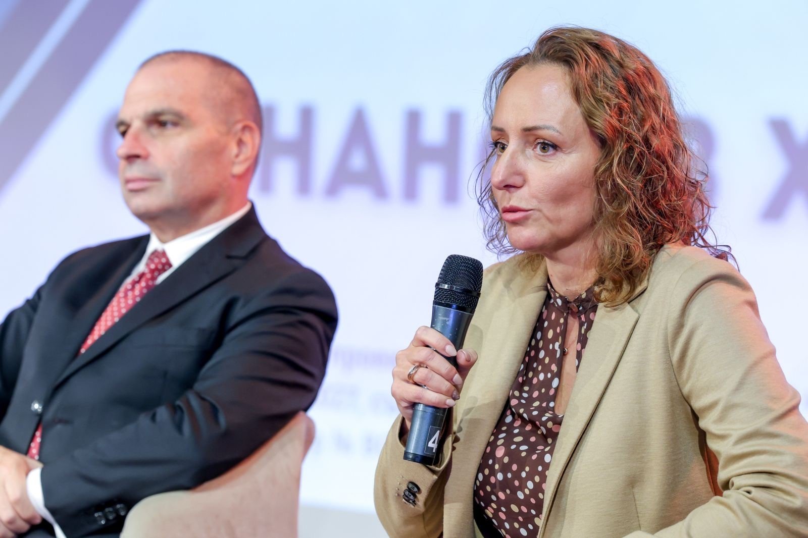 Деляна Иванова