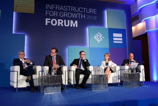 Българската банка за развитие събра водещи европейски финансисти, банкери и политици на форума „Инфраструктура за растеж“