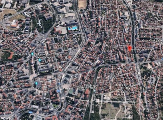 Поземлен имот с площ 834 кв.м в гр. Хасково, ул. „Славянска“ №2 и промишлена сграда