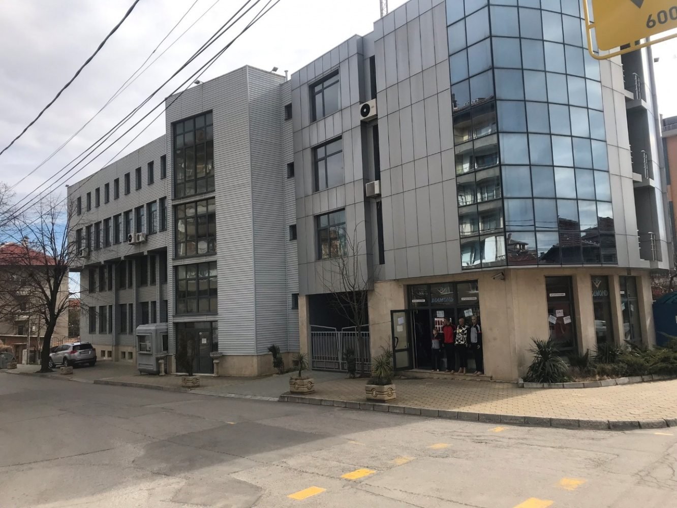 Поземлен имот с площ 834 кв.м в гр. Хасково, ул. „Славянска“