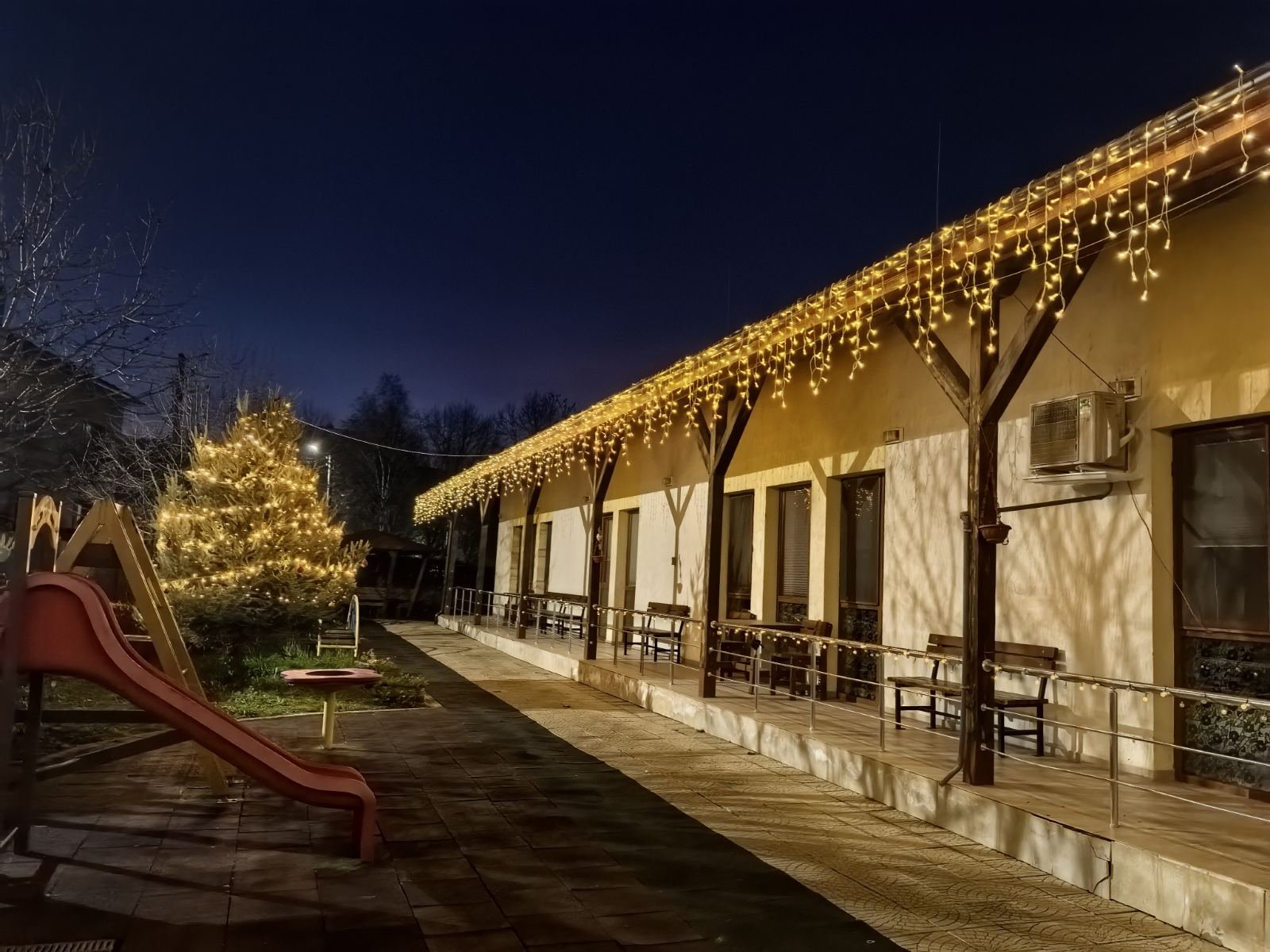 коледно осветление дарение