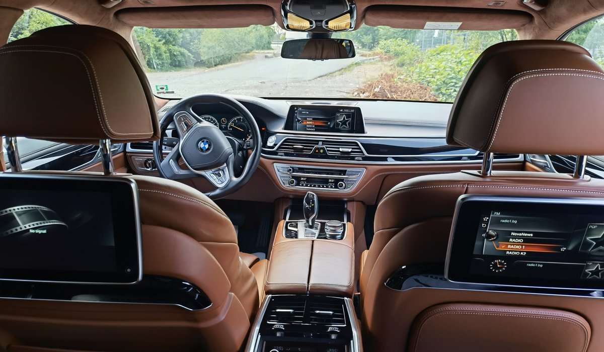 ББР провежда повторен търг за продажба на луксозен автомобил