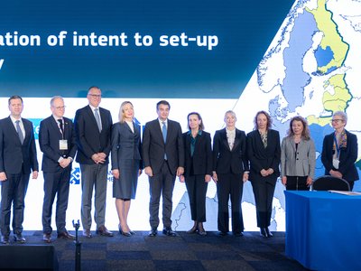 Всички, подписали споразумението EastInvest