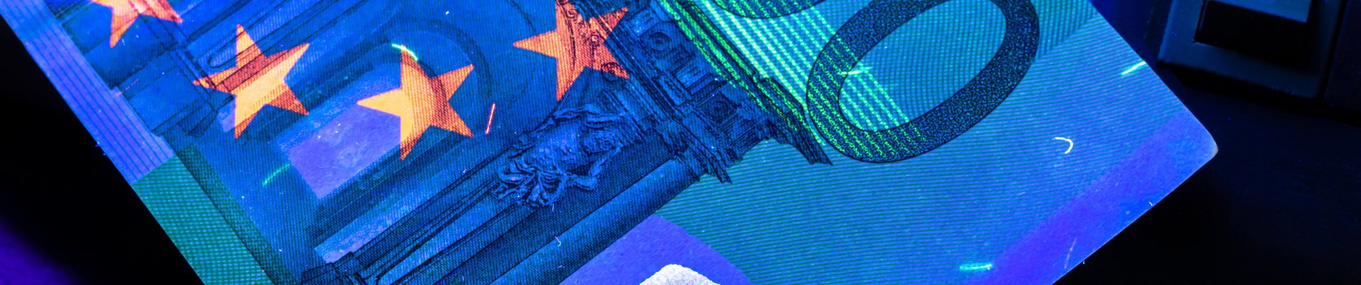 евробанкноти - защитни знаци под UV светлина