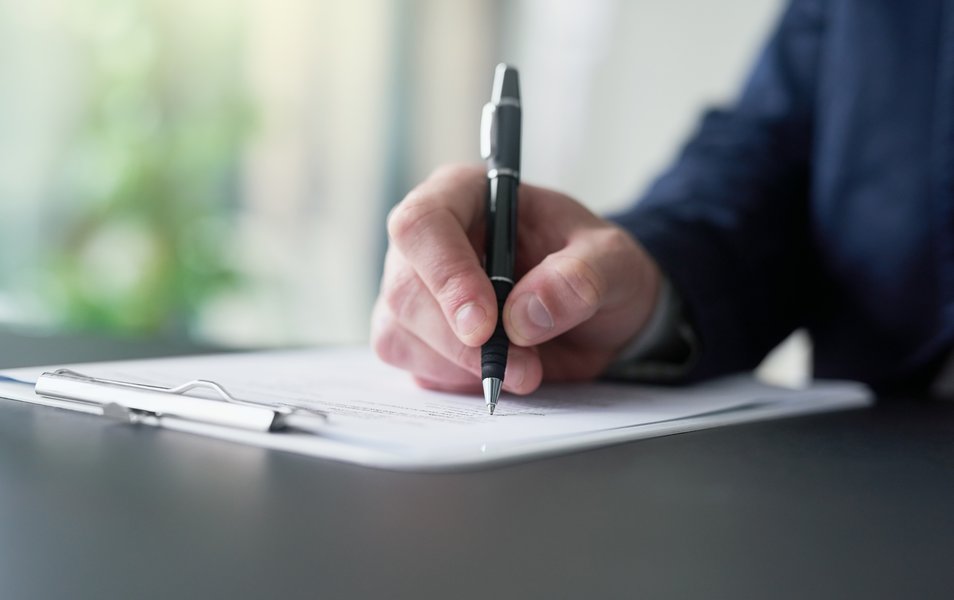 подписване на документи